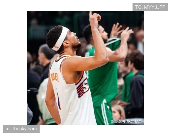 湖人主场22分惨败凯尔特人：詹姆斯里程碑难救主，布朗32分统治攻防